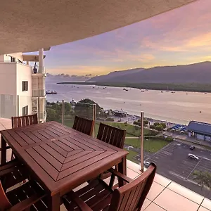 https://park-regis-piermonde.cairnshotels4all.com